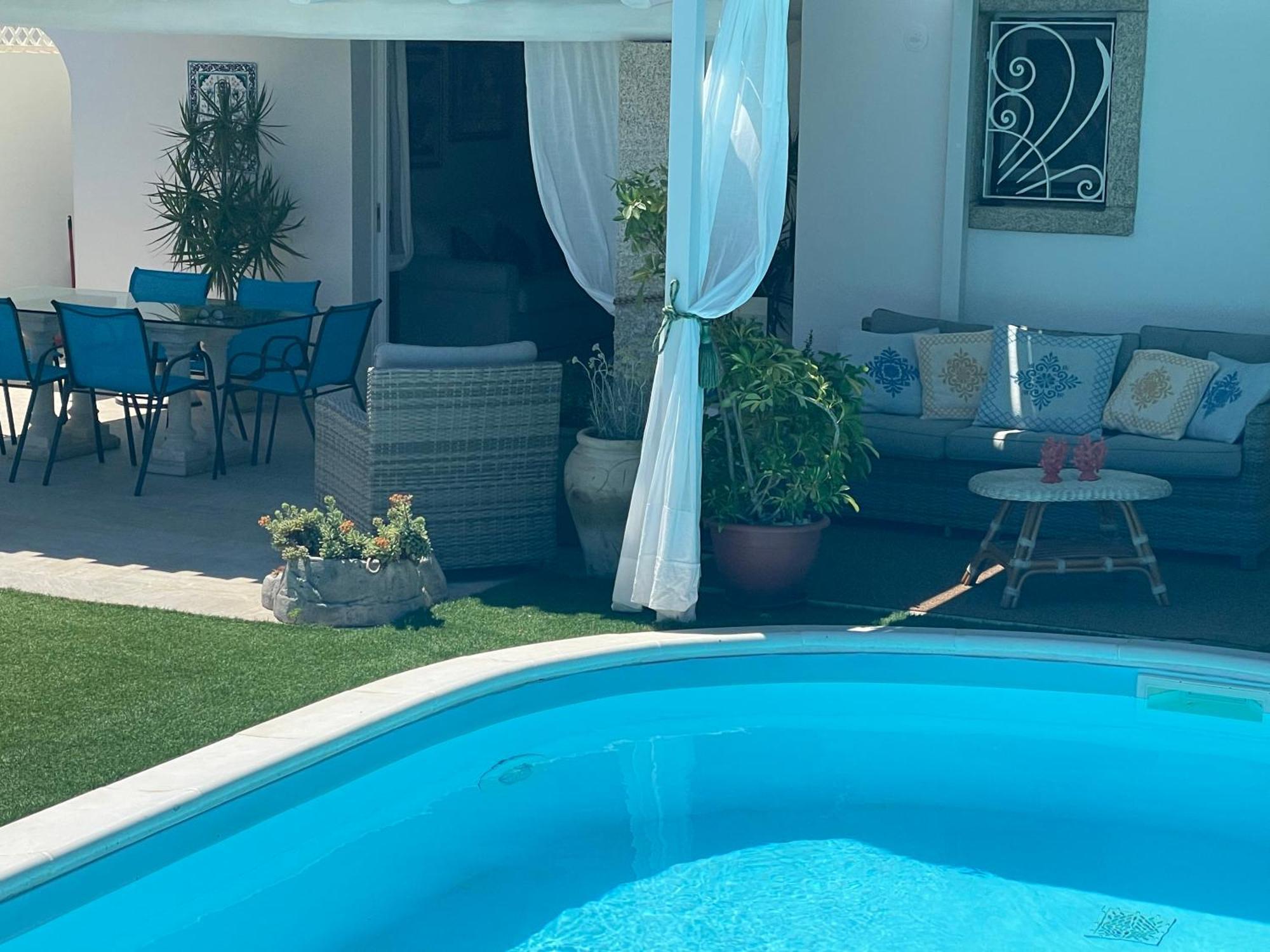 Villa Adel San Teodoro  Eksteriør billede