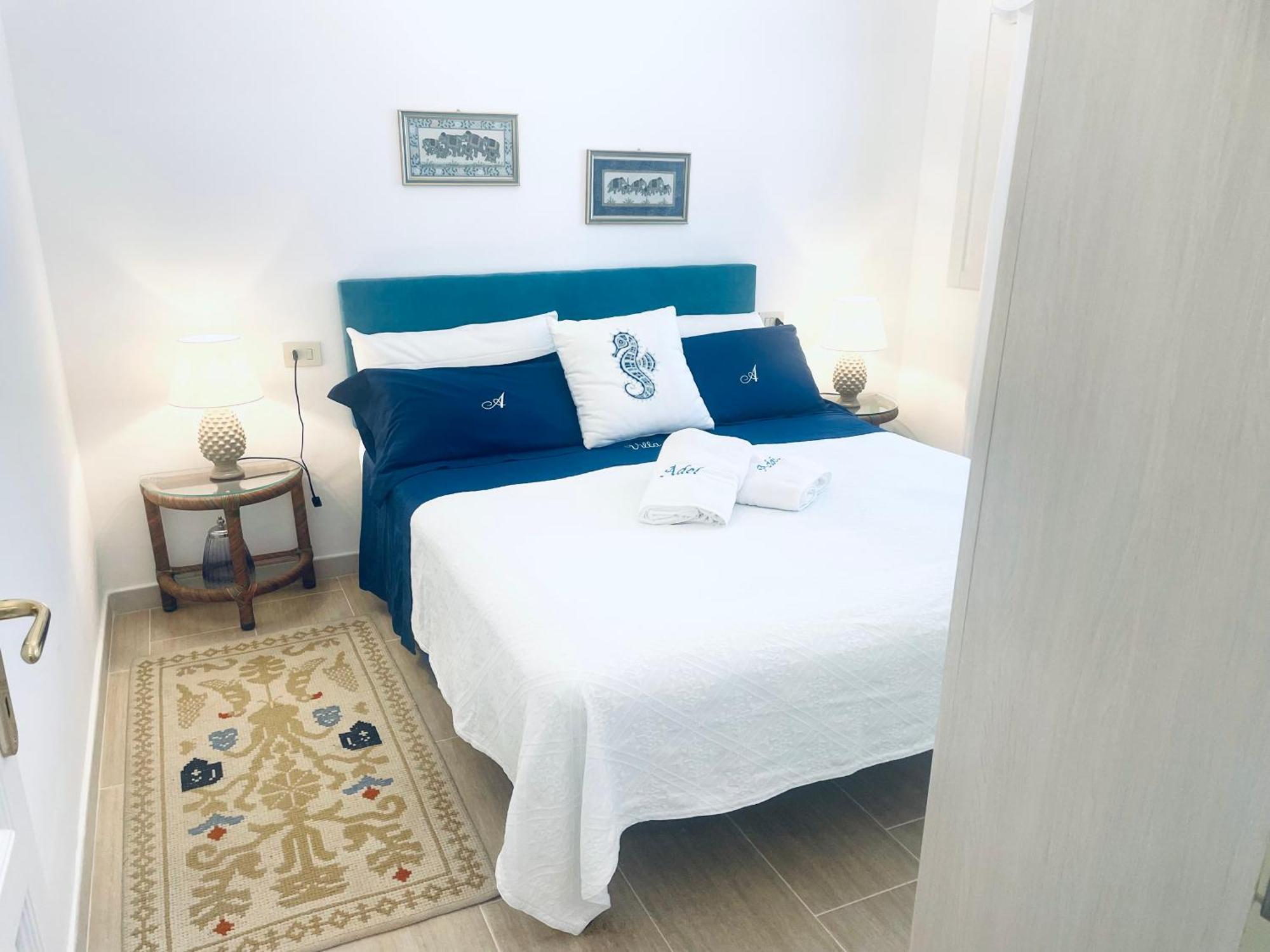 Villa Adel San Teodoro  Eksteriør billede